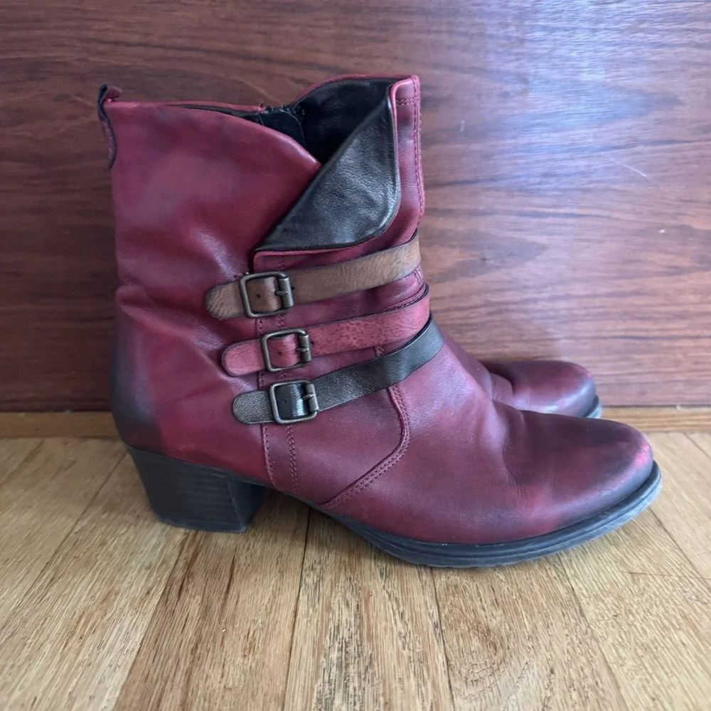 Remonte by Rieker Women's D3179-35 Block Heel Round Toe Ankle Boots Size 39/8.5